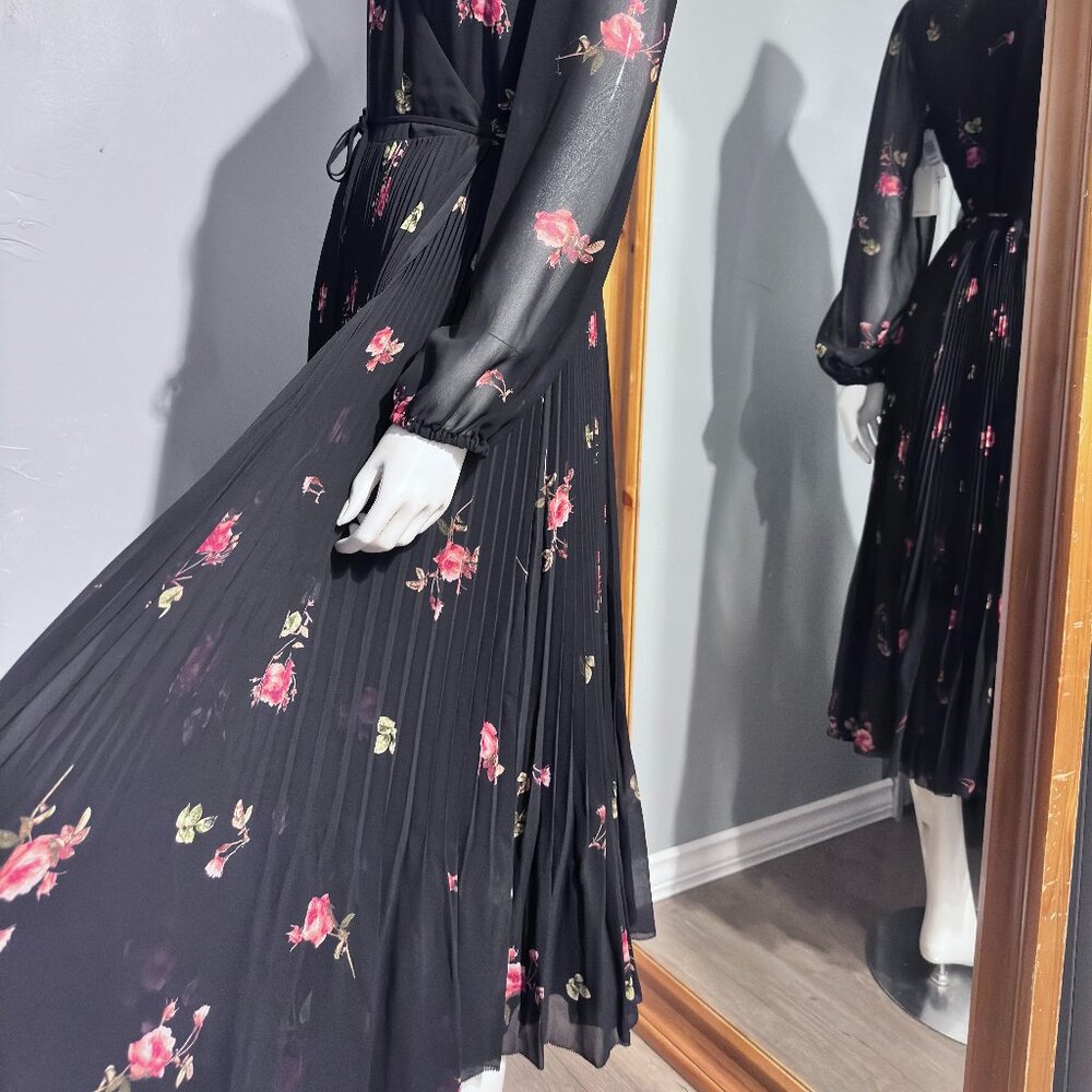 Black Floral Wrap Dress Size M Pleated - Aritzia Wilfred New With Tags - Picture 3 of 12